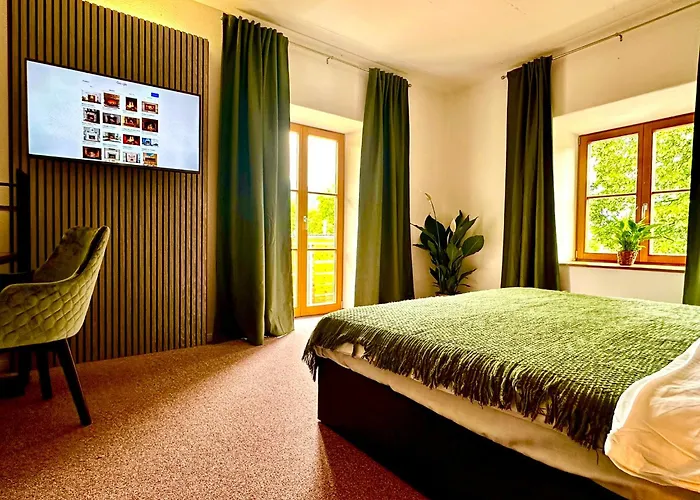 Hotel Zur Post By Rikas Bergen (Traunstein)