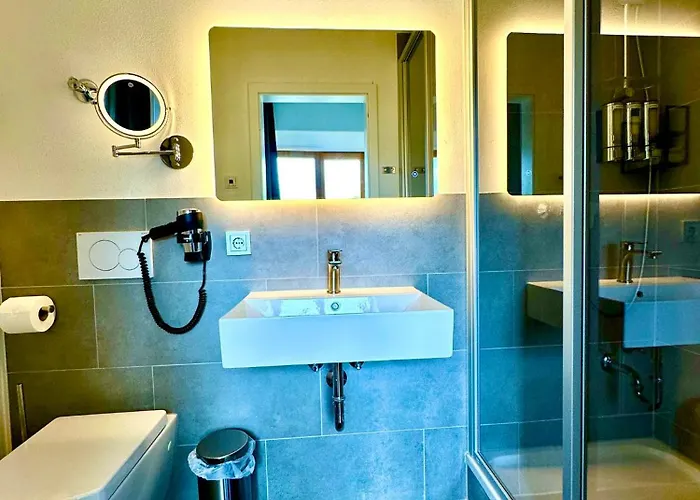Zur Post By Rikas Hotel Bergen (Traunstein)