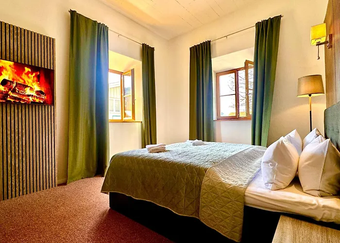 Zur Post By Rikas Hotel Bergen (Traunstein)