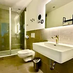 Zur Post By Rikas Hotel
