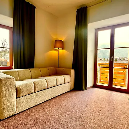 Zur Post By Rikas Hotel